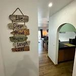 306 Apartman *